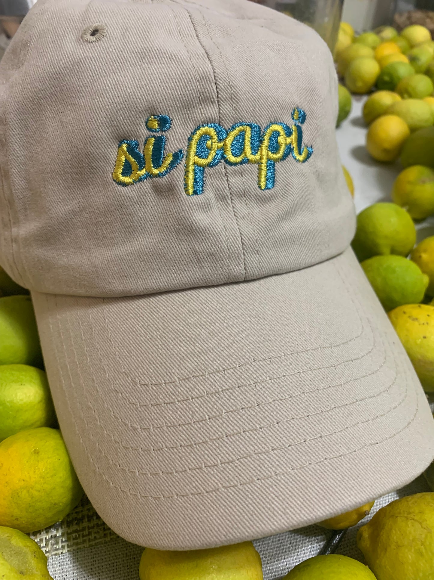 Si Papi Dad Hats (Biege)