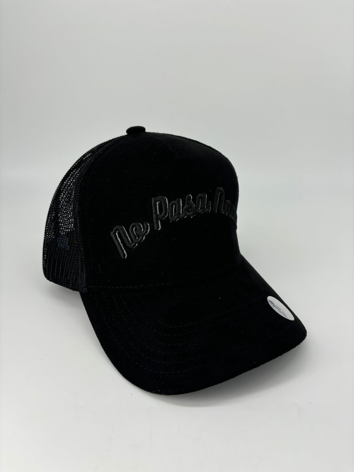 No Pasa Nada Blk Trucker