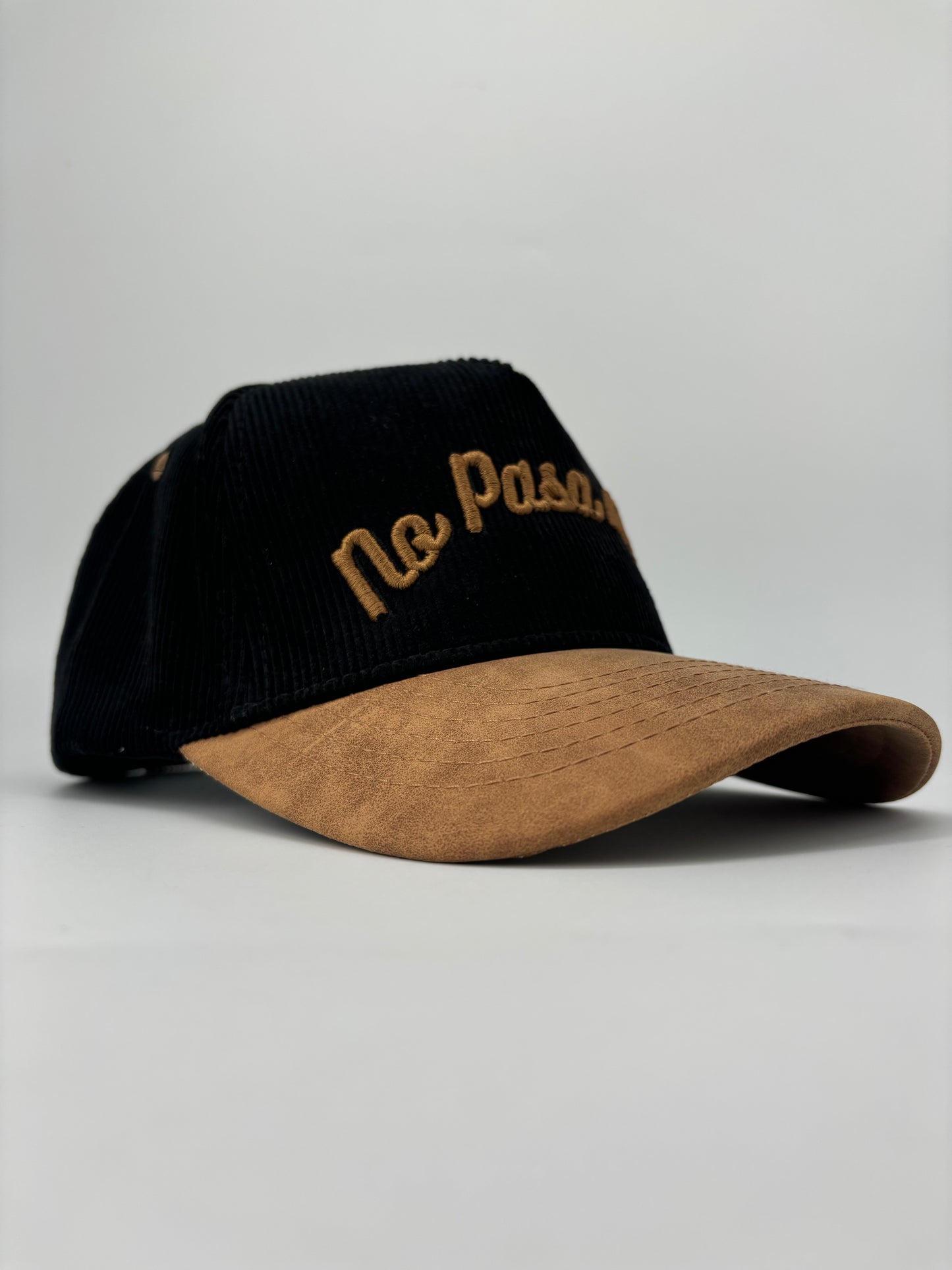 No Pasa Nada Corduroy