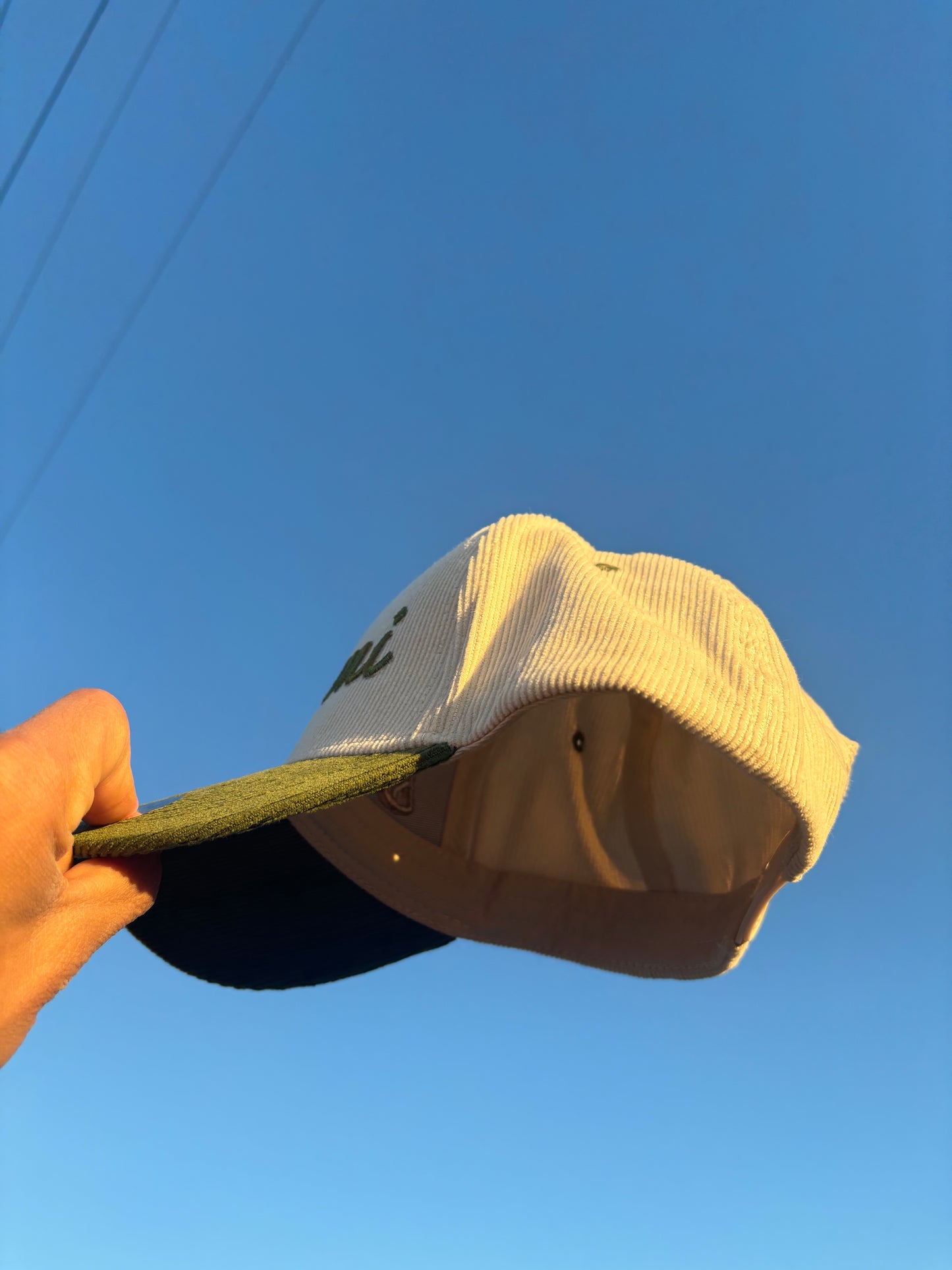 Si Mami Hat (Corduroy Edition)