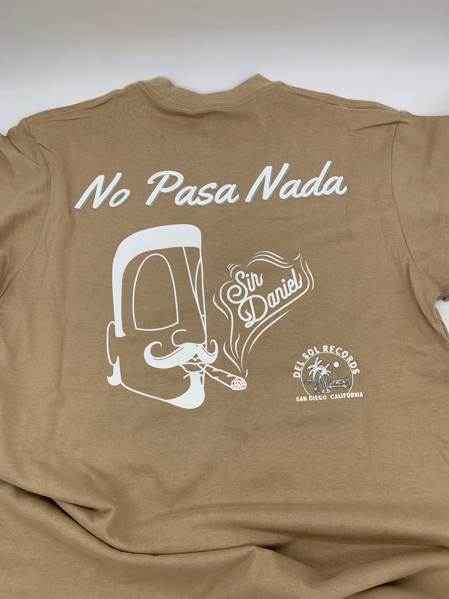 No Pasa Nada Mocha Tee