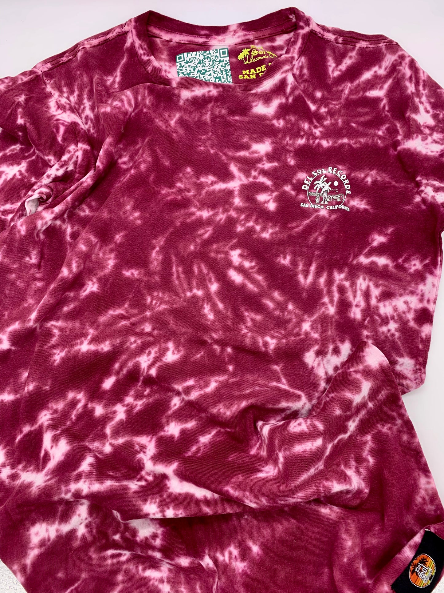 No Pasa Nada Red Tye Dye Tee